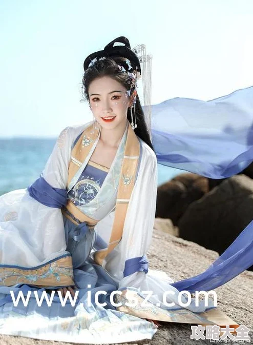 MM131美女大尺度私密照尤果为何如此吸引人因为它提供了不同于主流审美的视觉体验